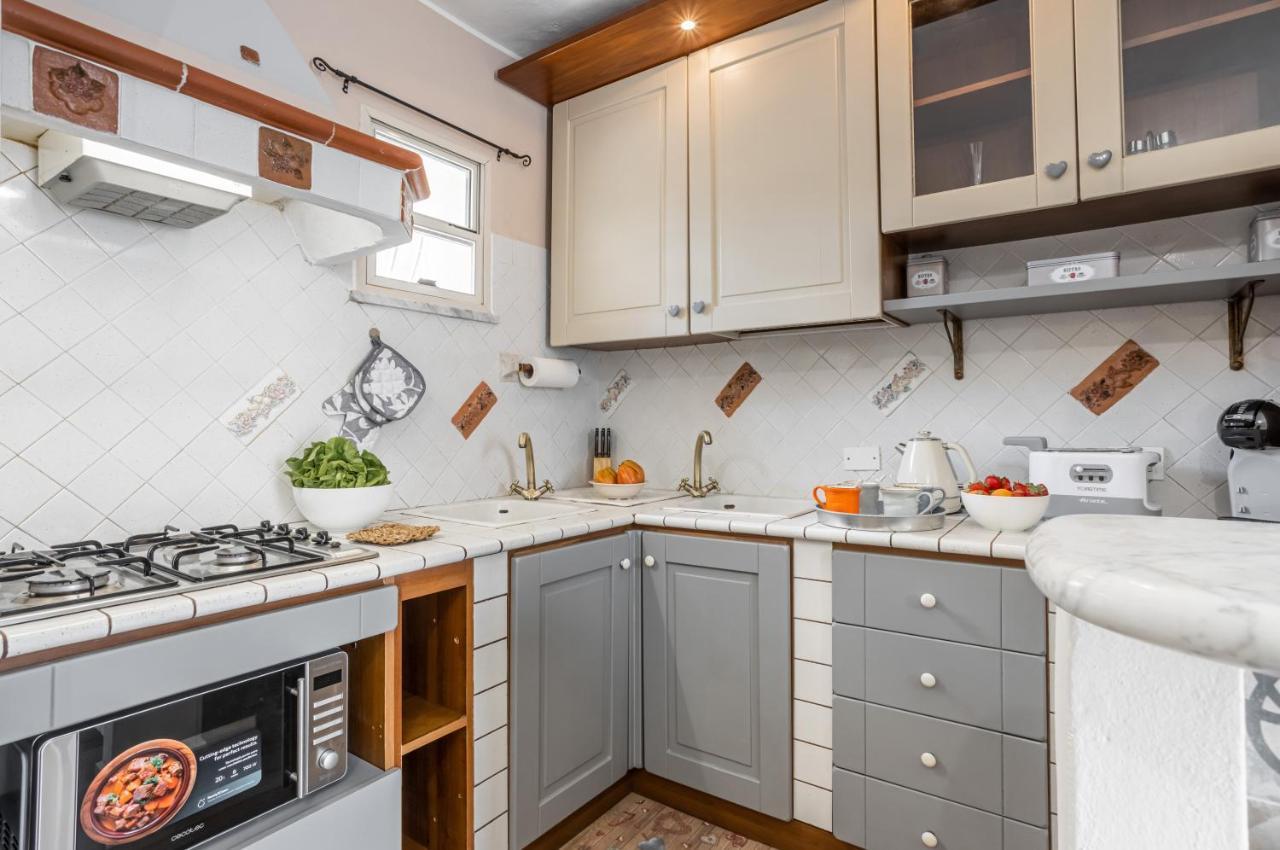 Oratoio Duplex Apartment With Parking ปิซา ภายนอก รูปภาพ